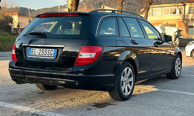 Mercedes Classe C200...