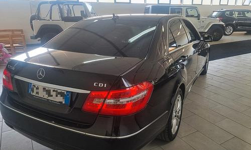 Mercedes-Benz E 250 ...