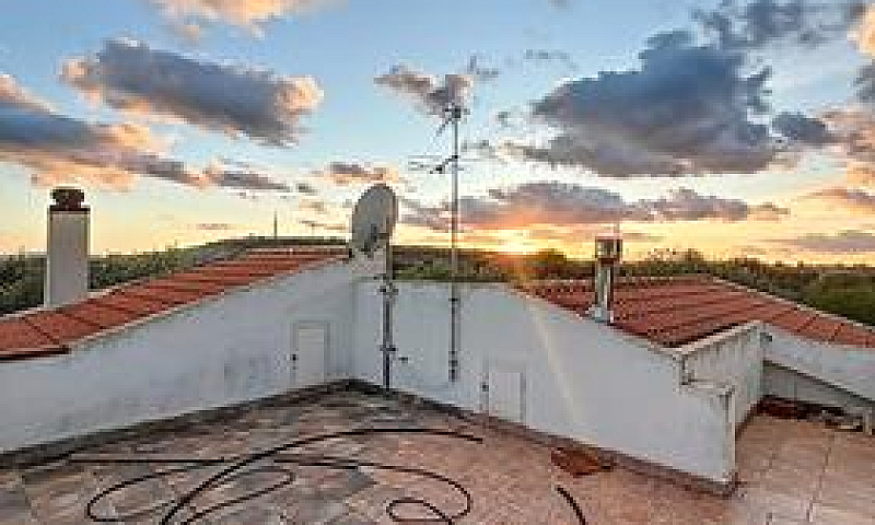 Luminosa Casa Indipe...