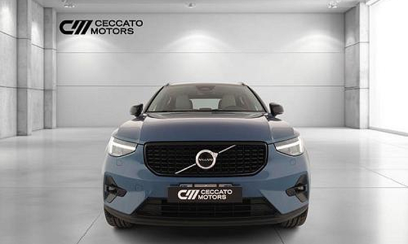Volvo Xc40 2.0 B4 Ul...