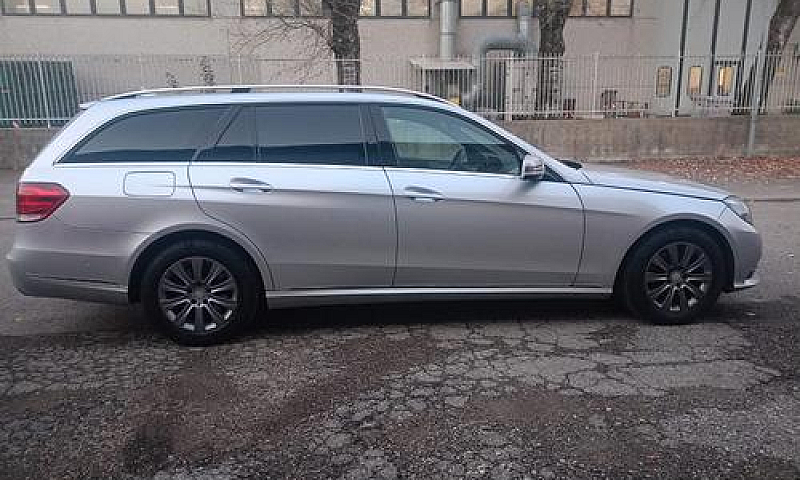 Mercedes-Benz E 220 ...