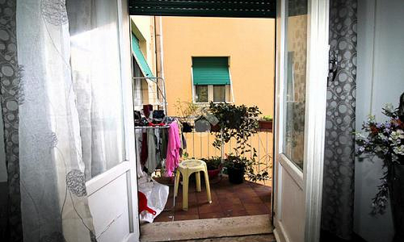4 Locali A Pistoia...