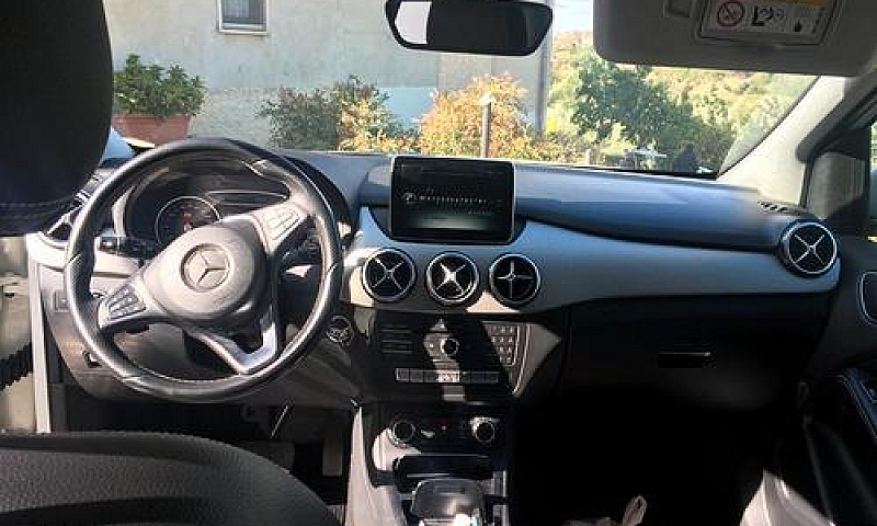 Mercedes Classe B (T...