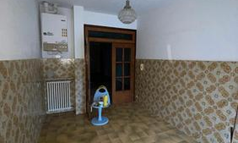 Quadrilocale In Rami...