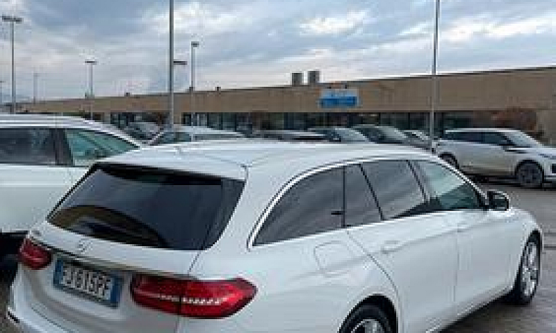 Mercedes-Benz E 220 ...