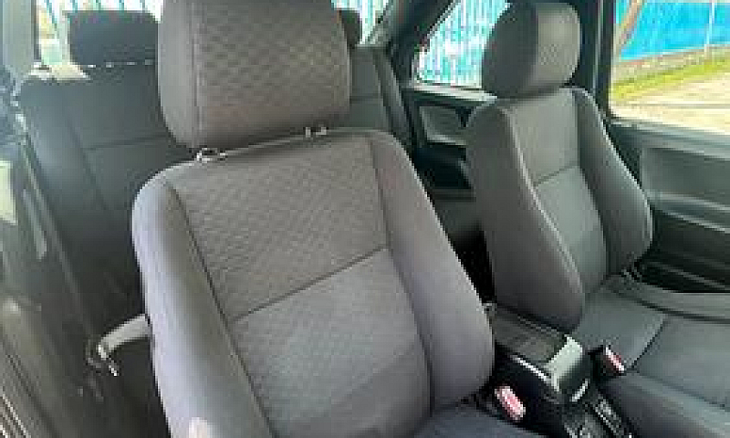 Land Rover Freelande...