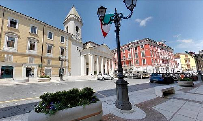 Appartamento In Zona...