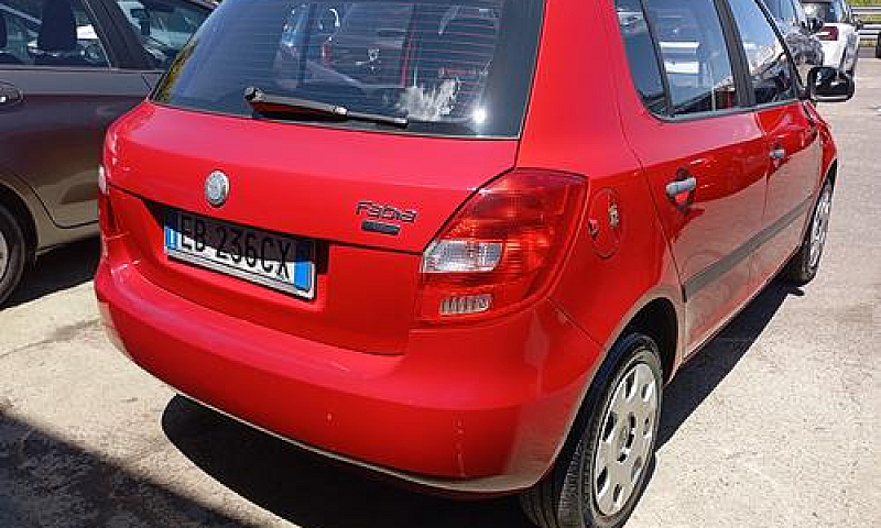 Skoda Fabia 5P 1.6 T...