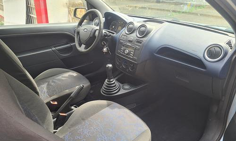 Ford Fiesta 1.4 Tdci...