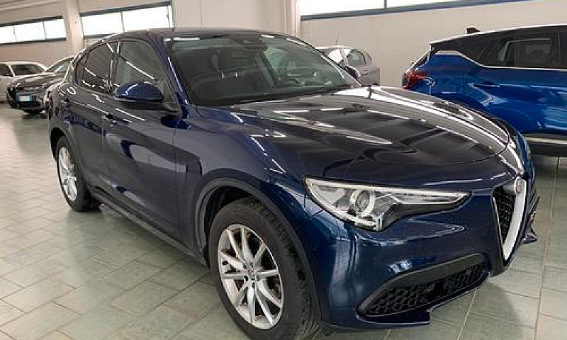 Alfa Romeo Stelvio 2...