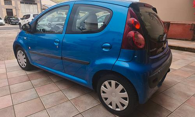 Peugeot 107 1.0 Benz...
