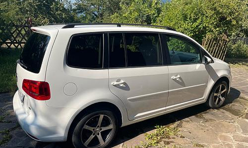 Volkswagen Touran - ...