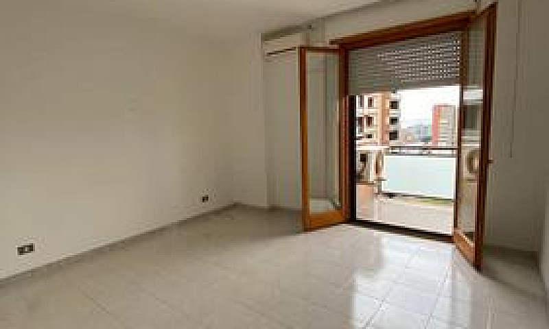 Appartamento Con Pos...