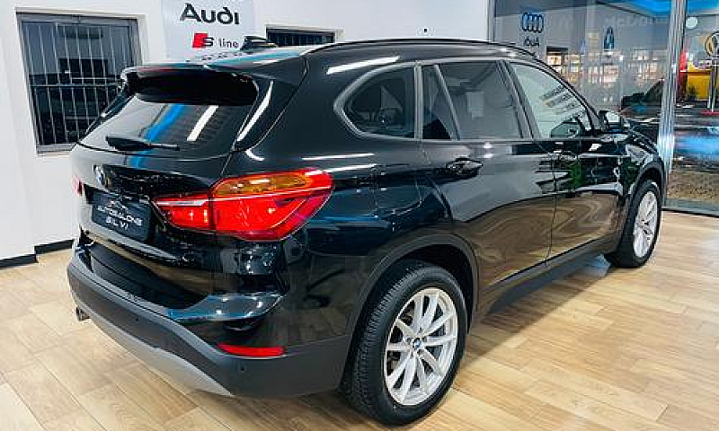Bmw X1 Sdrive16D *Na...