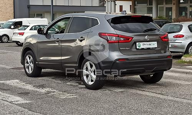 Nissan Qashqai 1.5 D...