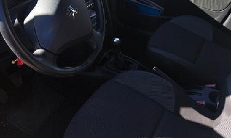 Peugeot 207 - 2011...