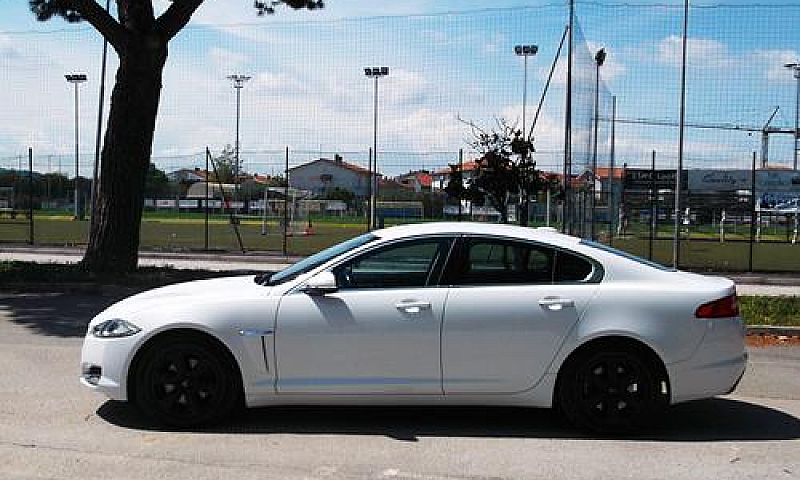 Jaguar Xf 2.2 Cdi Fu...