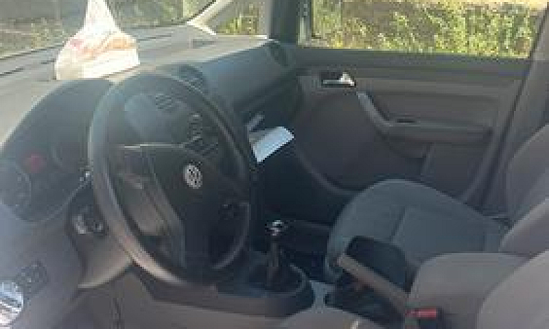 Vw Caddy 1,9...