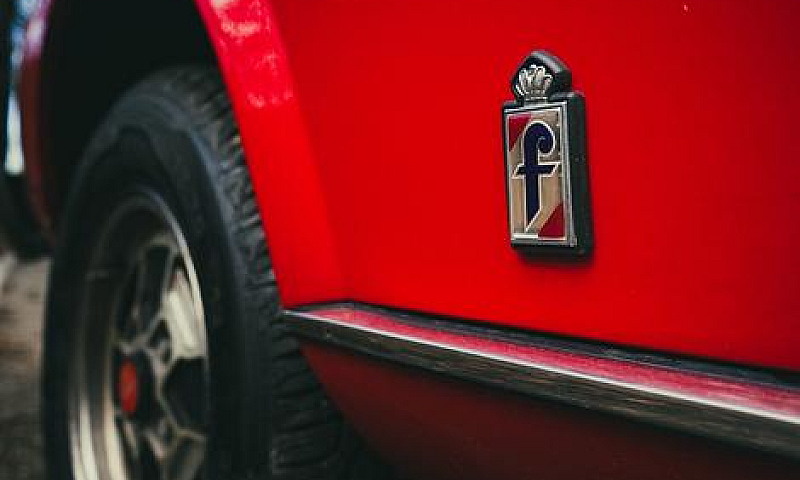 Fiat 124 Spider Amer...