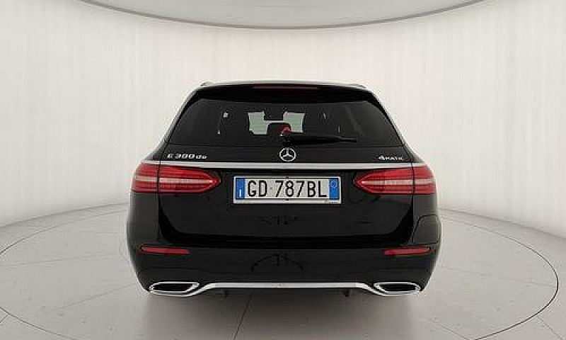 Mercedes-Benz Classe...