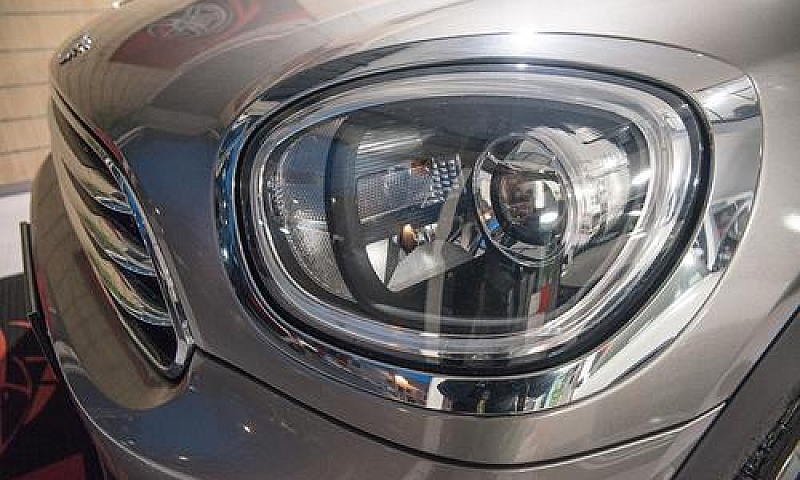 Mini Cooper Countrym...