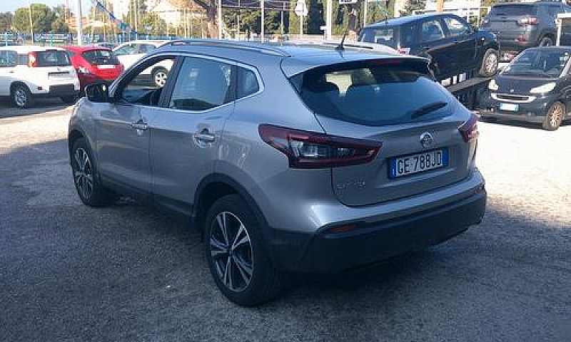 Nissan Qashqai 1.3 D...