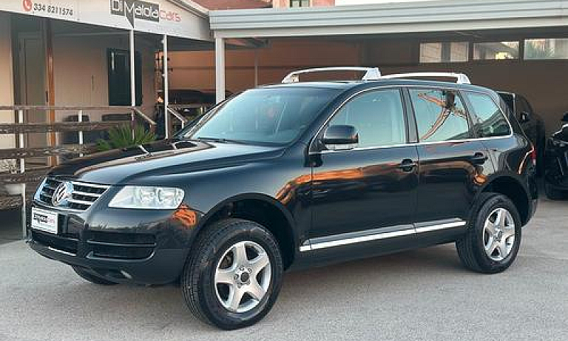 Volkswagen Touareg 2...