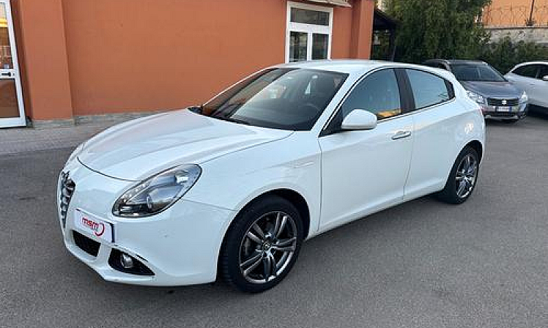 Alfa Romeo Giulietta...