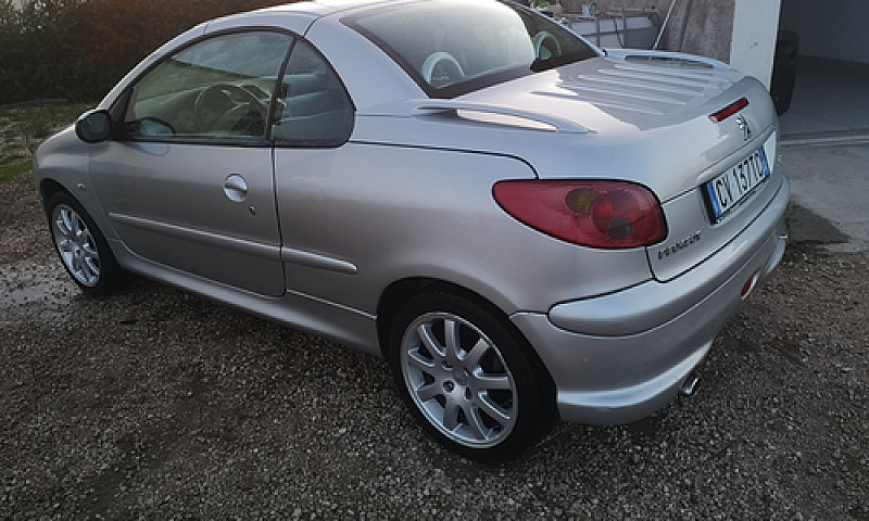 Peugeot 206 Cabrio 1...