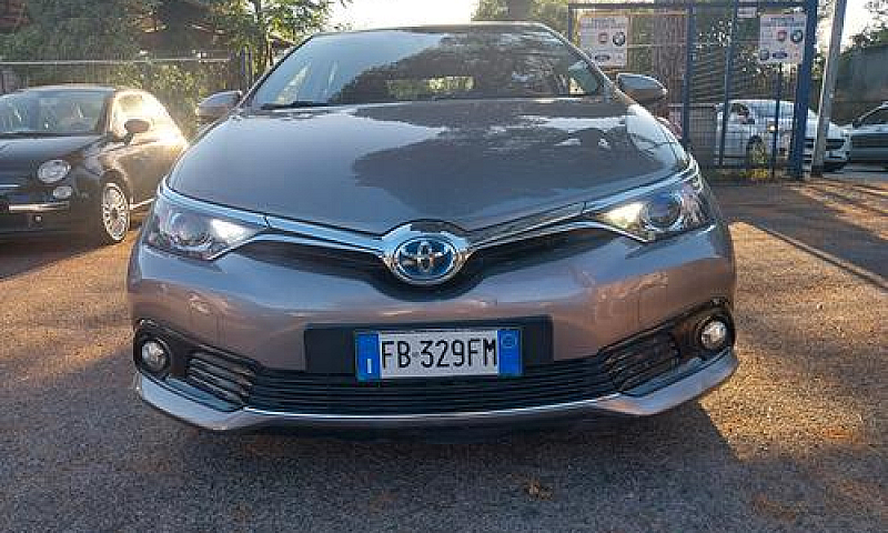 Toyota Auris 1.8 Hyb...