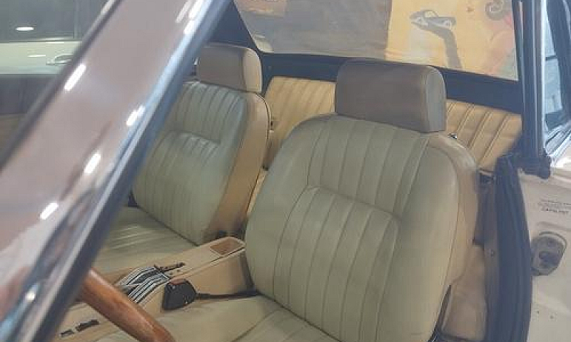Fiat 124 Spider Amer...