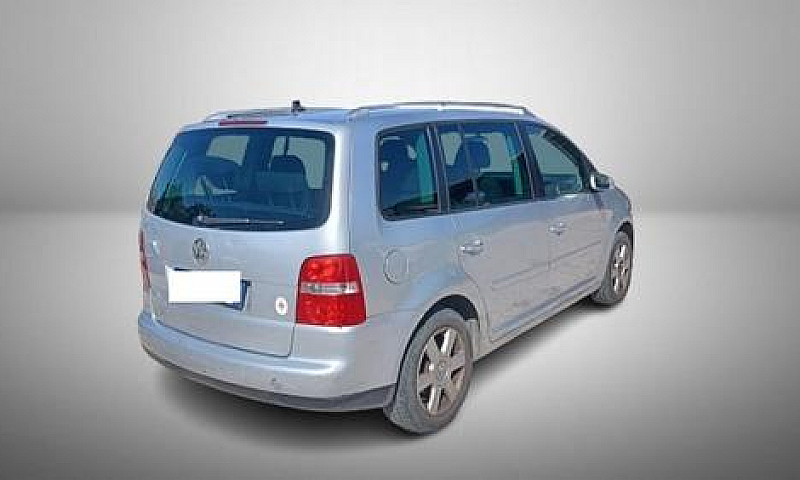 Volkswagen Touran 1....