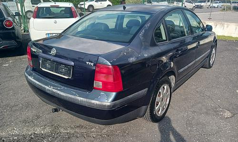 Volkswagen Passat 1....
