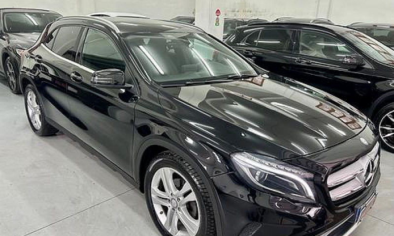 Mercedes-Benz Gla 20...