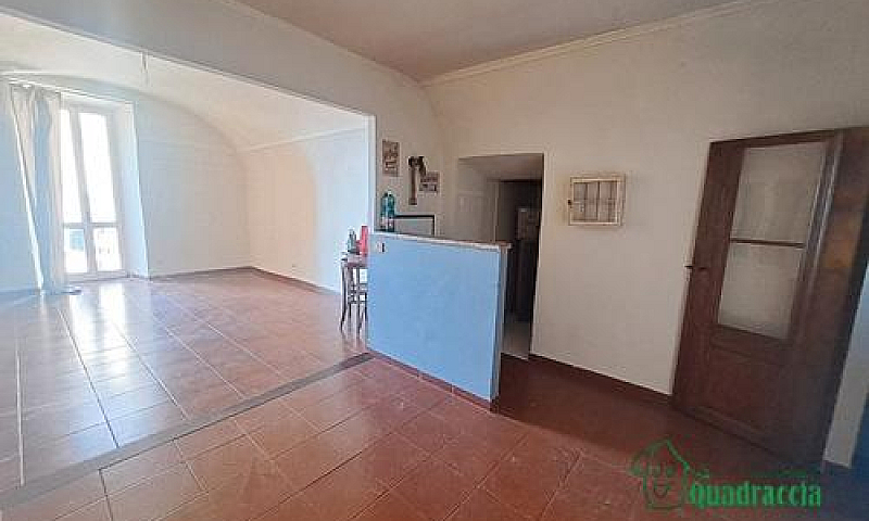 Appartamento A Ameli...