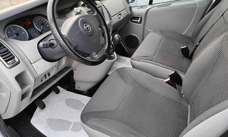 Opel Vivaro 27 2.0 C...