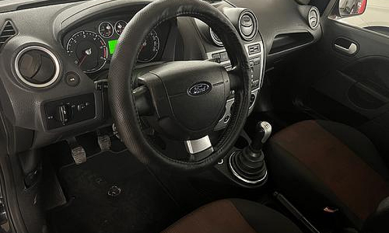Ford Fiesta 1.4 Tdci...