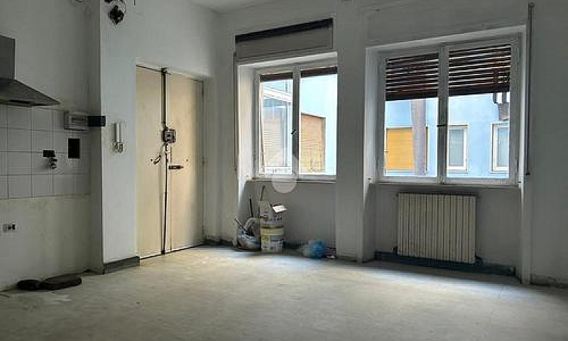 5 Locali A Cosenza...