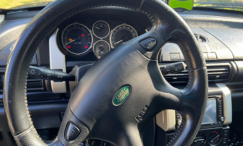 Land Rover Freelande...