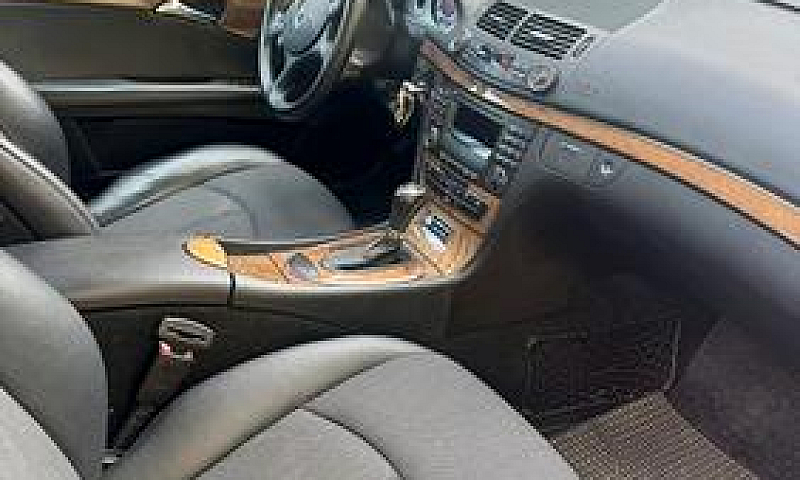 Mercedes Classe E 28...