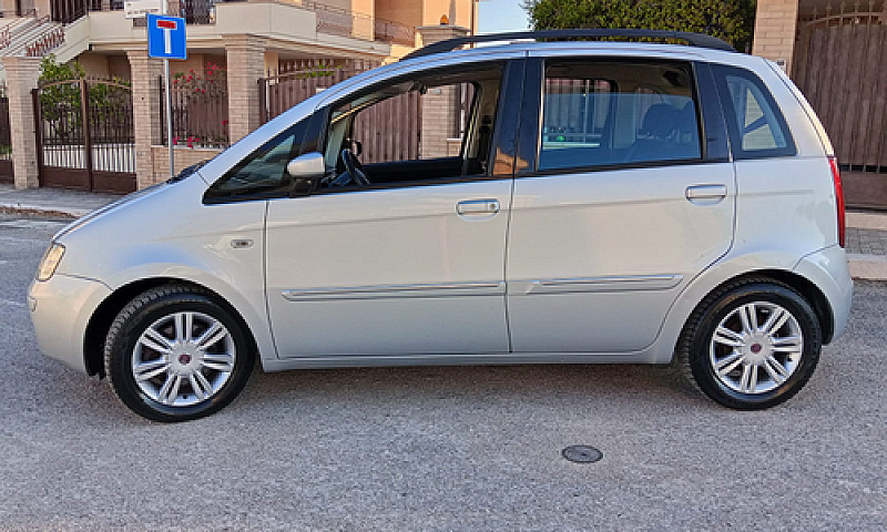 Fiat Idea 1.3. Multi...