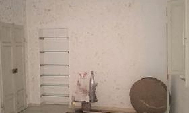 Bilocale, Commercio,...
