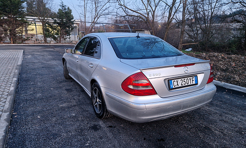 Mercedes Classe E280...