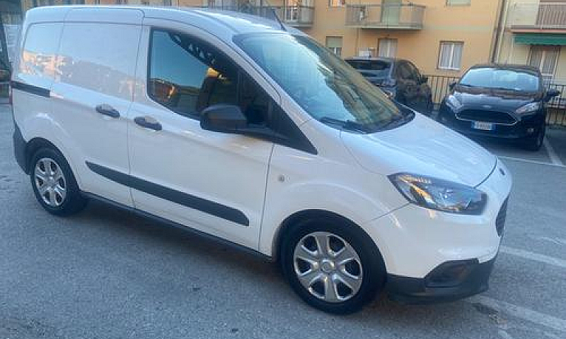 Ford Transit Courier...