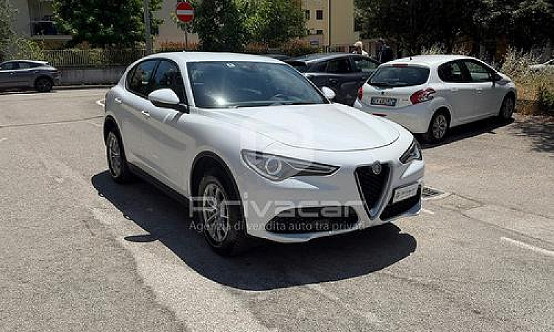 Alfa Romeo Stelvio 2...
