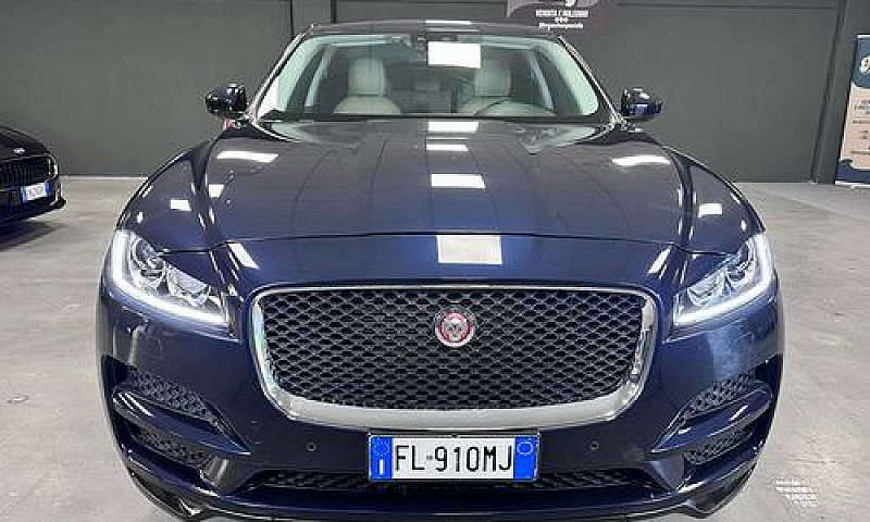 Jaguar F-Pace 2.0 D ...