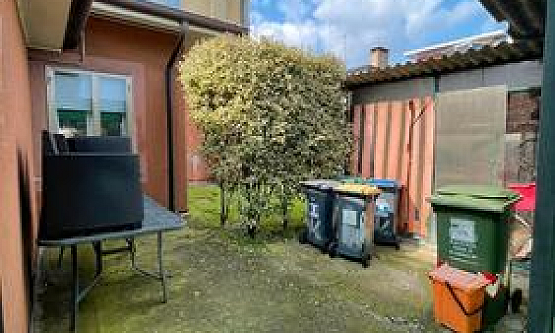 Campagna Lupia Appar...