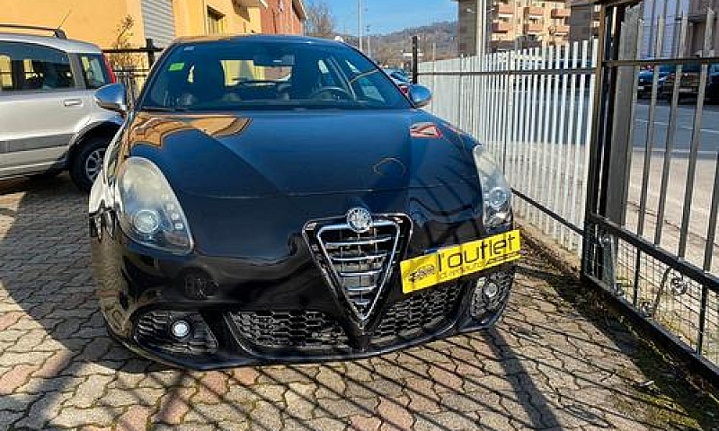 Alfa Romeo Giulietta...