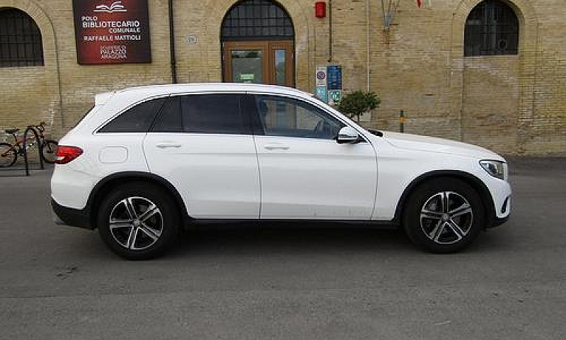 Mercedes Glc 220 D 4...