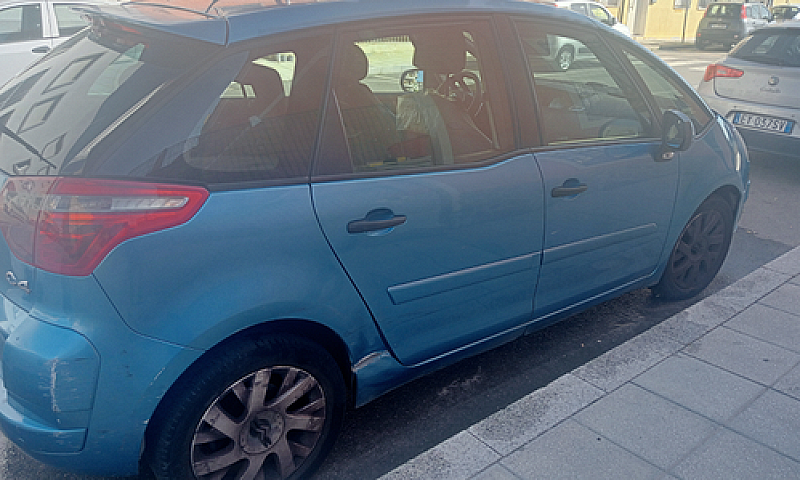 Citroen C4...